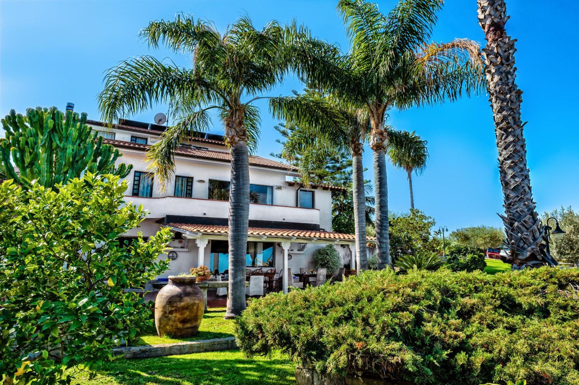 B&B Villa Bency กาโปดอร์ลันโด ภายนอก รูปภาพ