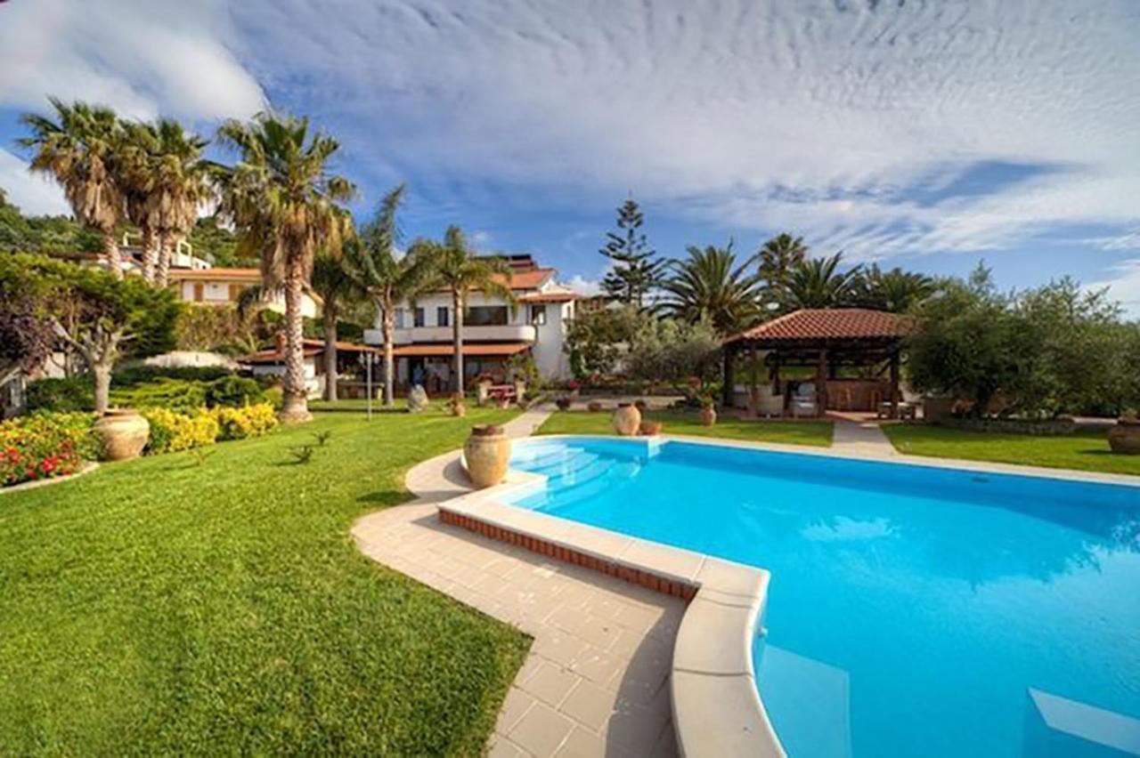 B&B Villa Bency กาโปดอร์ลันโด ภายนอก รูปภาพ